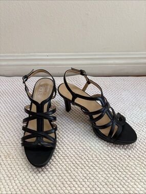 Naturalizer Black Strappy Mid Heel Sandals